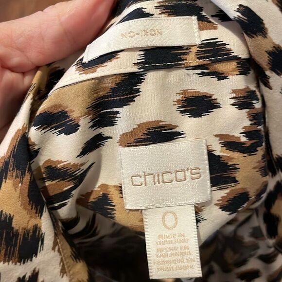 Chico’s Effortless Love Leopard Lisa Shirt - Picture 5 of 6